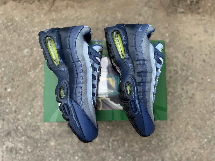 Authentic Nike Air Max Muscle 95 Yu-Gi-Oh! Joey 