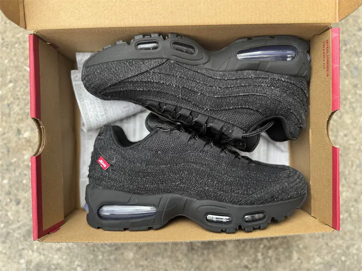 Authentic Nike Air Max 95 OG Levis Black 