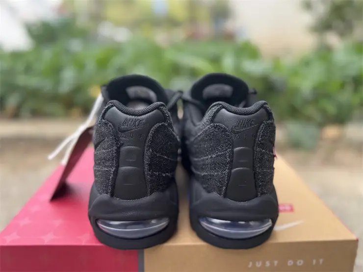 Authentic Nike Air Max 95 OG Levis Black 