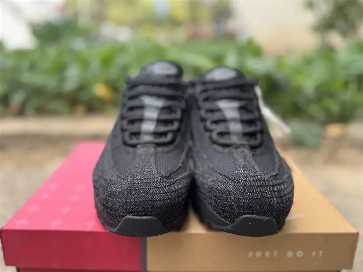 Authentic Nike Air Max 95 OG Levis Black 