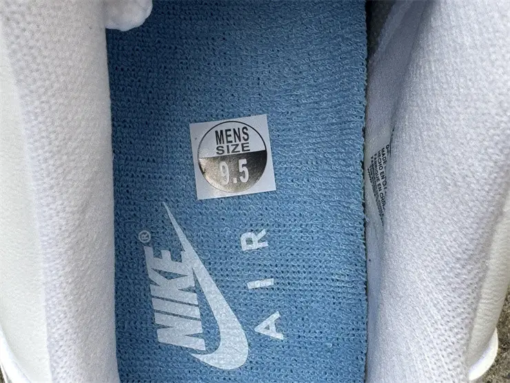Authentic Air Jordan 11 Low “University Blue”  2026 