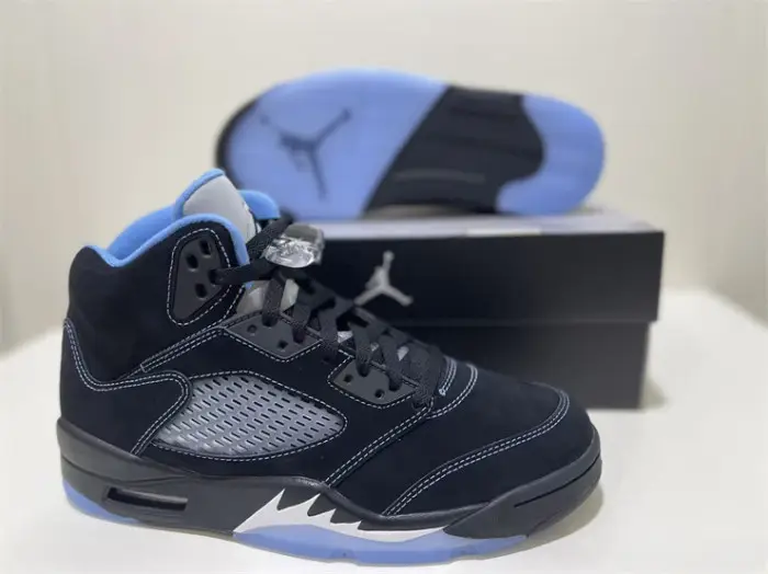 Authentic Air Jordan 5 Retro LS 'UNC' CFE1471
