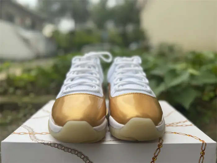 Authentic Air Jordan 11 Retro Low Mother's Day ADE2204