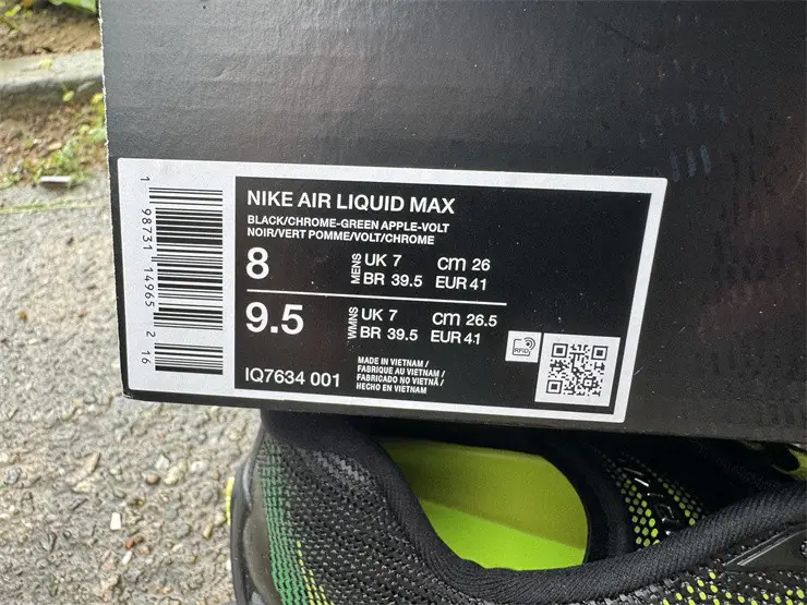 Authentic Nike Air Liquid Max Black Green Apple 