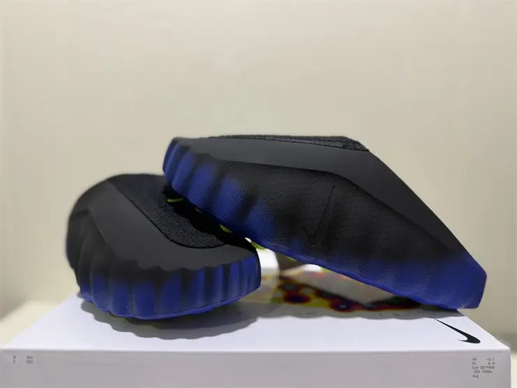 Nike Mind 001 Flyknit 'Hyper Royal'  (fit small) 